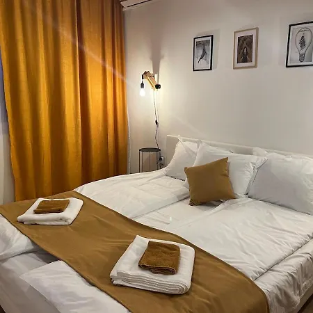 Boutique 2bb 2br Location And Stunning View!